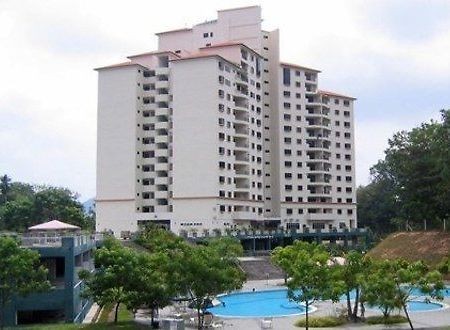 Lumut Valley Resort Condominium Buitenkant foto